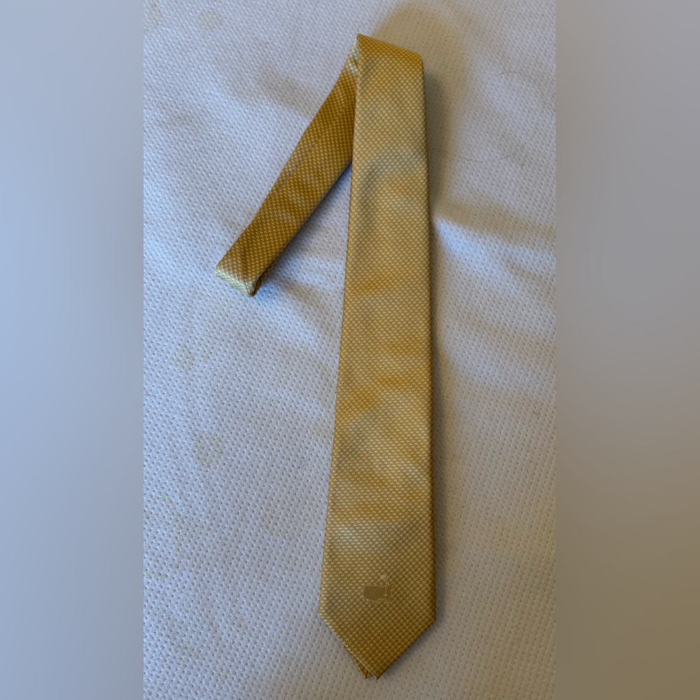 Masters golf tournament gold tie